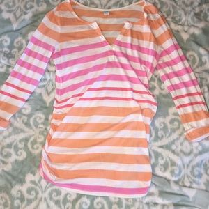 Old Navy Maternity shirt